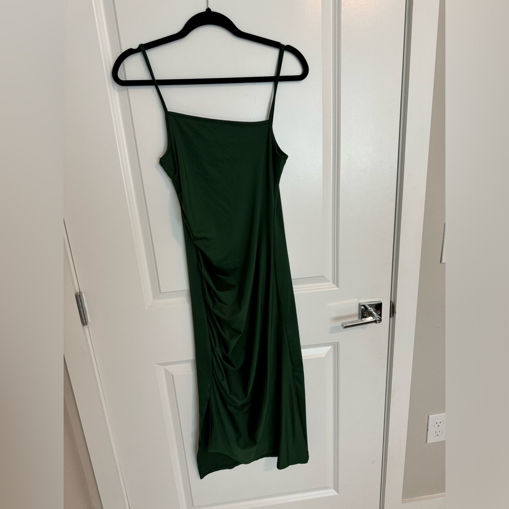 GREEN MIDI DRESS
